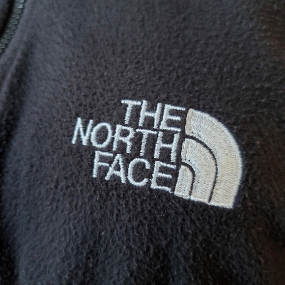 VTG The North Face Lightweight Black Fleece Vest - Picture 8 of 13